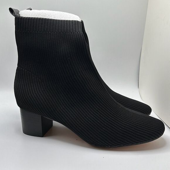 CUSHIONAIRE Women's Neely Stretch bootie +Memory Foam 9 BLACK - Picture 1 of 7